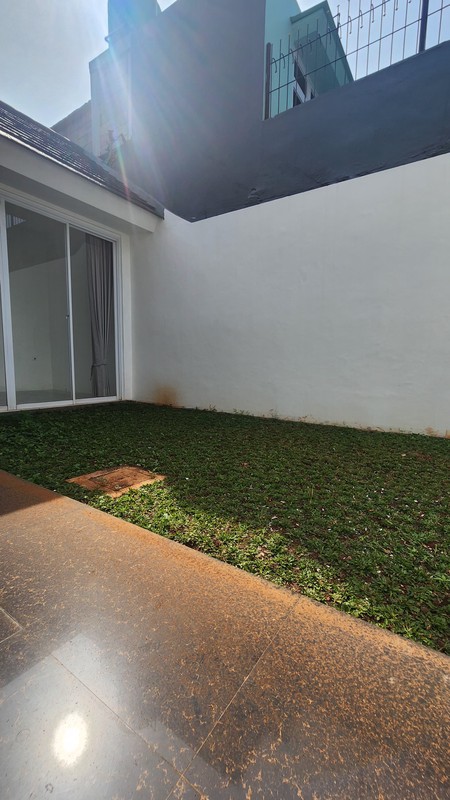 RUMAH MEWAH 2 LANTAI DI KOTA WISATA CIBUBUR