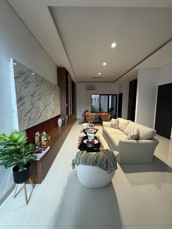 DIJUAL Rumah Mewah di Pejaten Barat - Jakarta Selatan