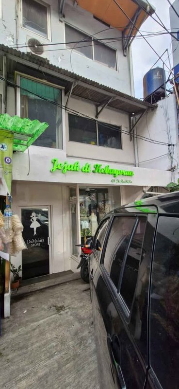 Dijual Ruko Strategis Pinggir Jalan Raya Fatmawati - Lokasi Emas, Dekat MRT & ITC Fatmawati