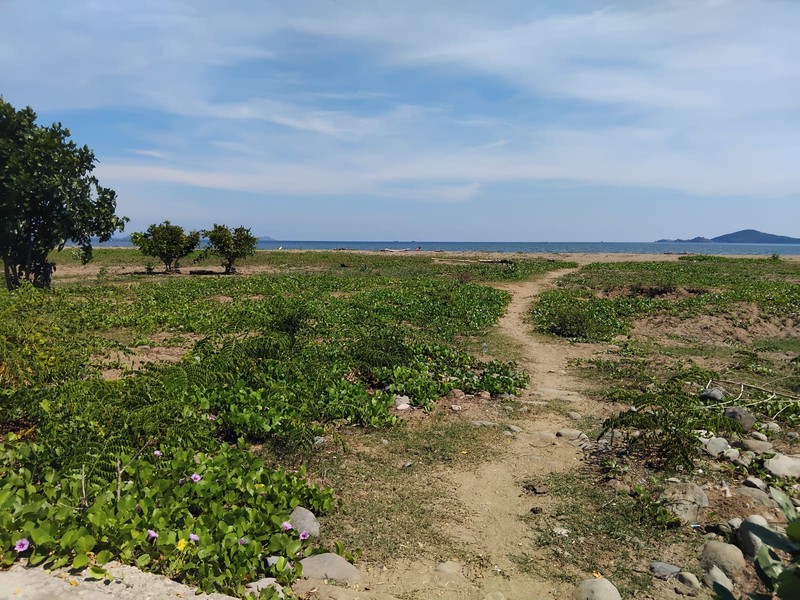 Land Freehold Beach Front Gorontalo Labuan Bajo