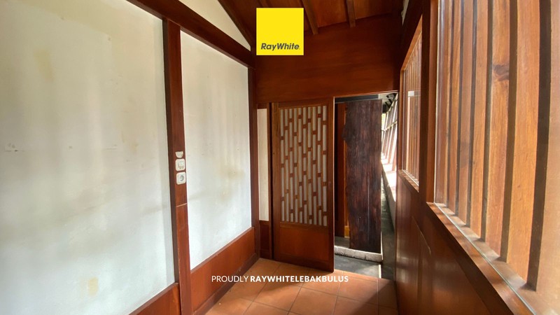 Premium Japanese Restaurant Space for Lease - CBD Mega Kuningan, Bare Unit with Built-in Japanese Interior