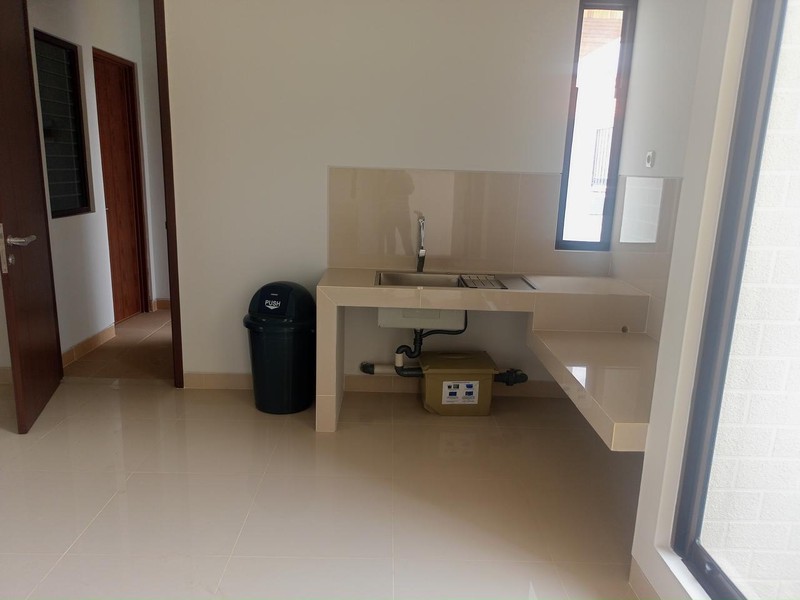 Rumah Mewah dan Baru di Blizfield BSD, Tangerang