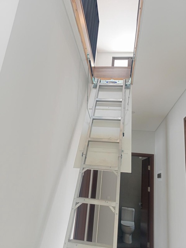 Rumah Mewah dan Baru di Blizfield BSD, Tangerang