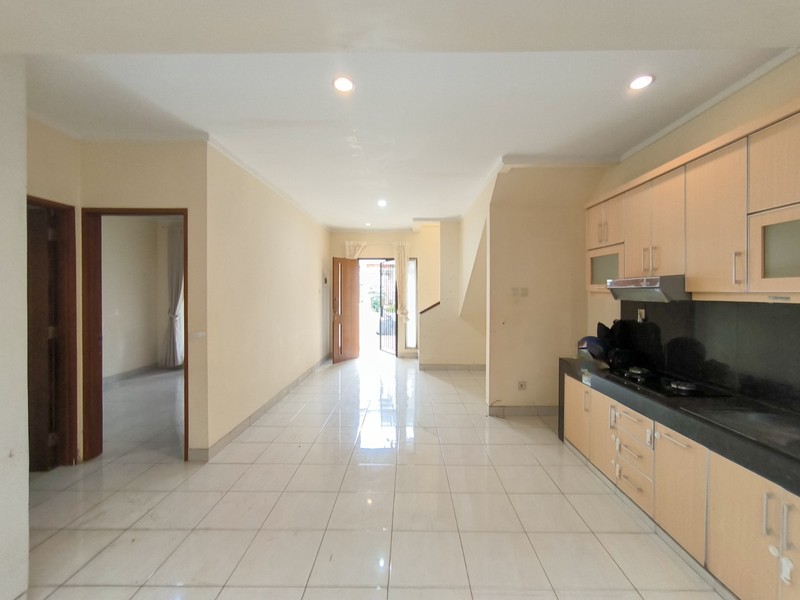 Rumah Bagus,dalam cluster di Bintaro Jaya 9