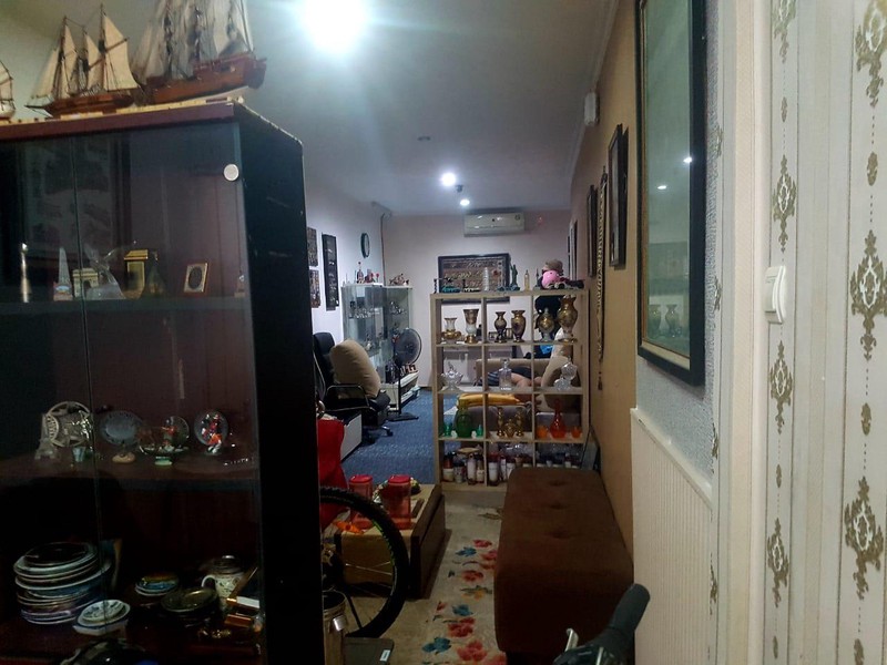 Dijual Rumah Tua Lokasi Strategis Cocok Untuk Kost-Kostan Di Daerah Kramat Pela, Kebayoran Baru, Jakarta Selatan