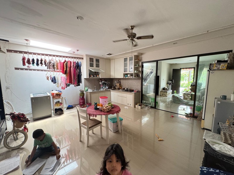 Rumah Cantik di Podomoro River View Hunian Milenial dan Profesional