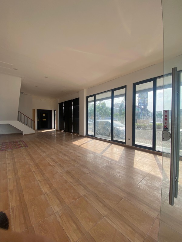 Ruko Madison Down Town  3 Lantai 