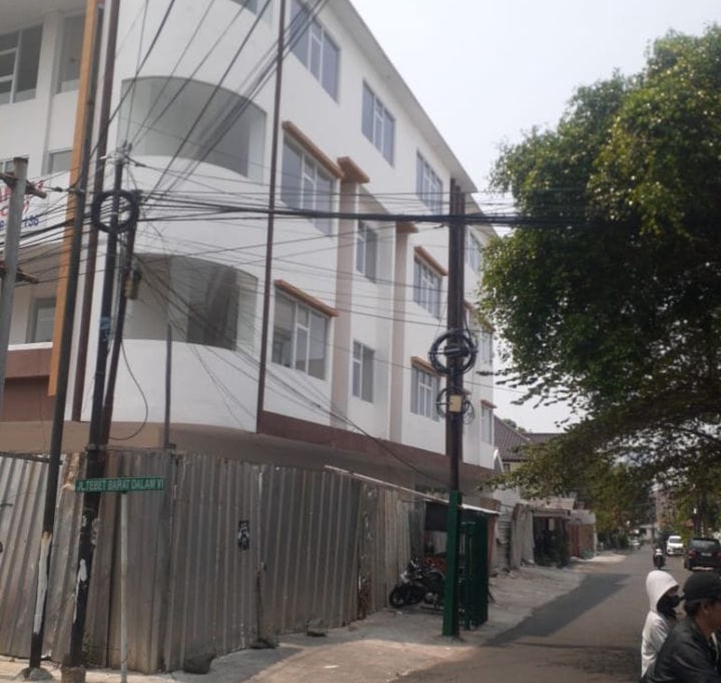 Ruko Baru 3 Lantai Di Lokasi Komersial Tebet Barat, Dekat Jl. MT Haryono - Jaksel
