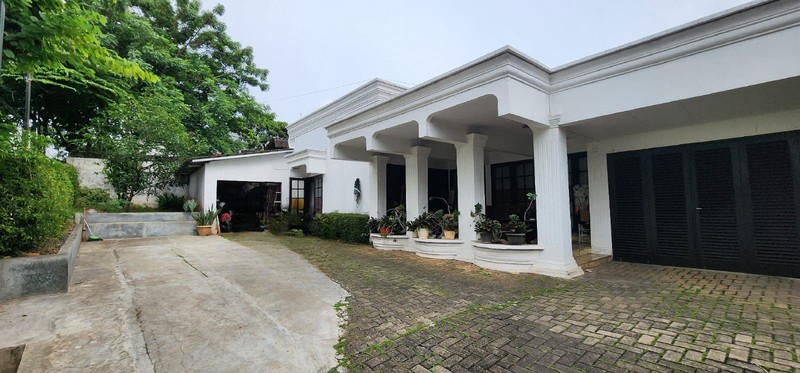 Rumah Cantik Bagus Luas di Cipete, Jakarta Selatan LT 916 m2 LB 450 m2 SHM