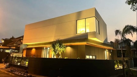 Rumah Bagus Brand New Di Kencana Loka BSD City Tangerang Selatan
