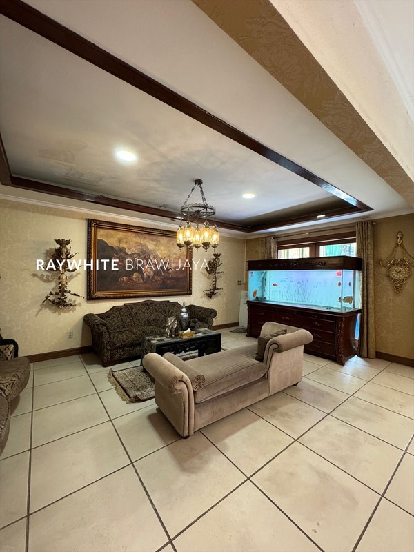 Rumah Mewah Furnished Under Market Price Area Kemang Ampera