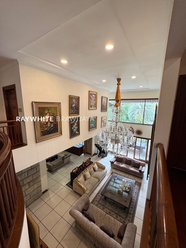 Rumah Mewah Furnished Under Market Price Area Kemang Ampera