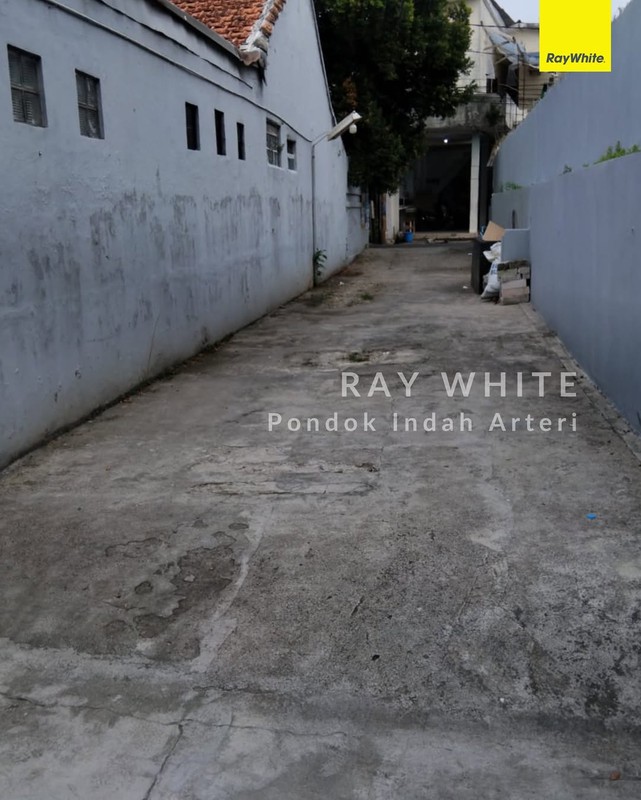 For Sale  Rumah Kost  Lokasi strategis di Cilandak Dekat MRT fatmawati 