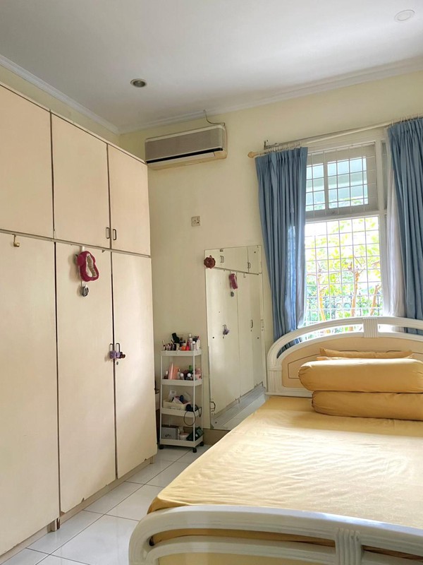 Rumah Bagus Di Megapolitan Cinere, Jl Singkep Cinere Depok