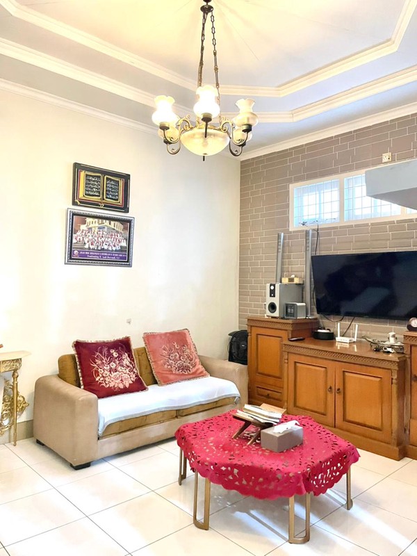 Rumah Bagus Di Megapolitan Cinere, Jl Singkep Cinere Depok