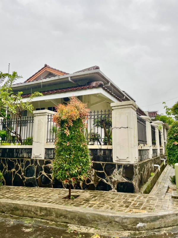 Rumah Bagus Di Megapolitan Cinere, Jl Singkep Cinere Depok