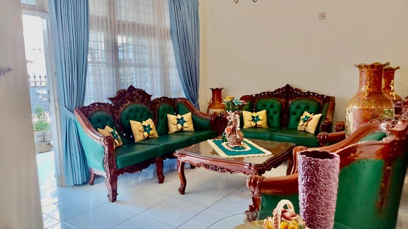 Rumah Bagus Di Megapolitan Cinere, Jl Singkep Cinere Depok