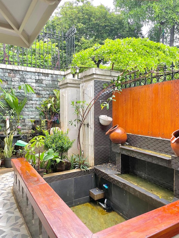 Rumah Bagus Di Megapolitan Cinere, Jl Singkep Cinere Depok