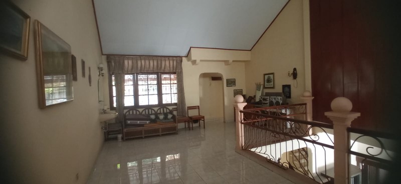 Rumah 2 Lantai, Bangunan Kokoh, Siap Huni di Larangan