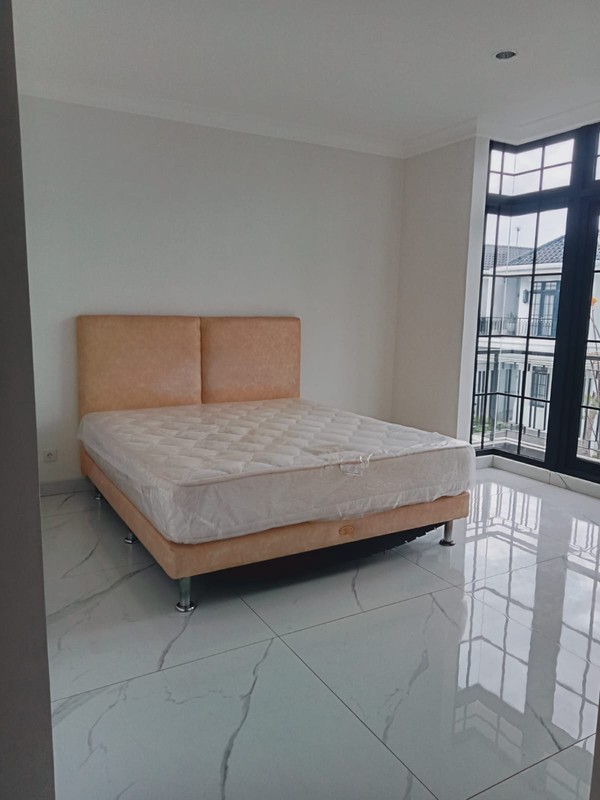 Rumah Bagus Di Summarecon Bogor, Cluster Rosewood Bogor Jawa Barat