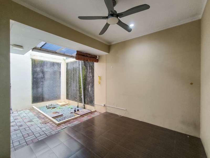 Rumah dalam cluster,securty 24 jam di Bintaro Jaya 9