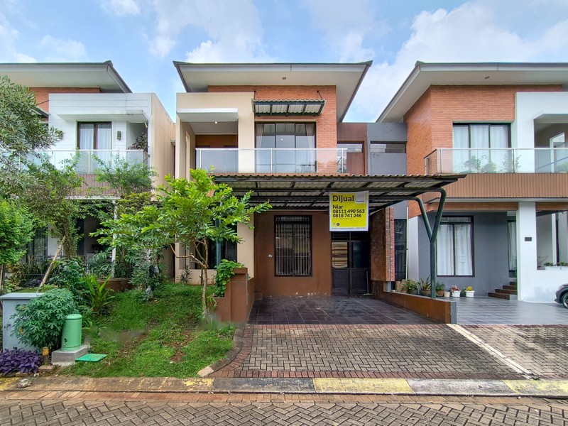 Rumah dalam cluster,securty 24 jam di Bintaro Jaya 9