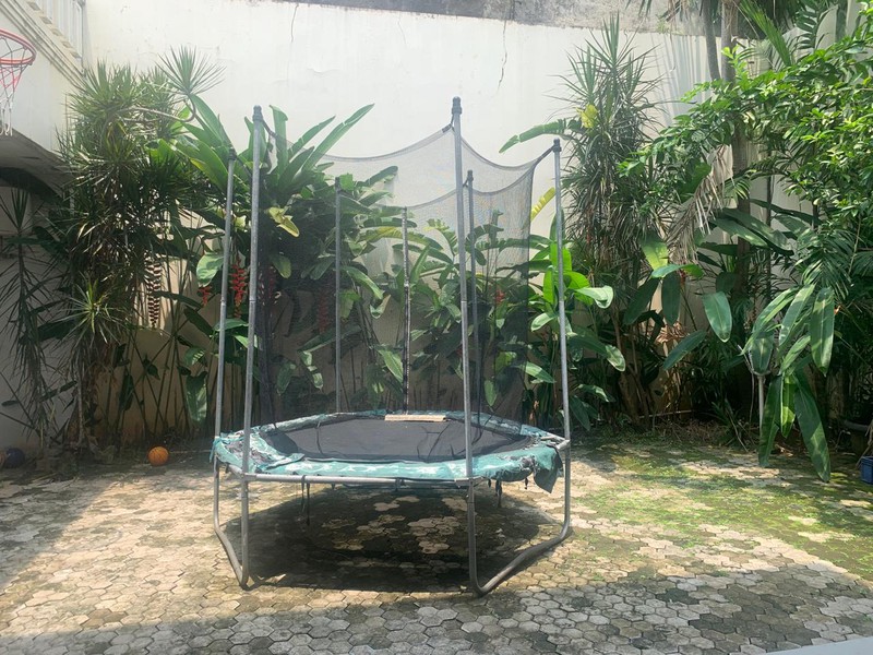 Rumah Bagus Di Jl Kencana Indah Pondok Indah Jakarta Selatan