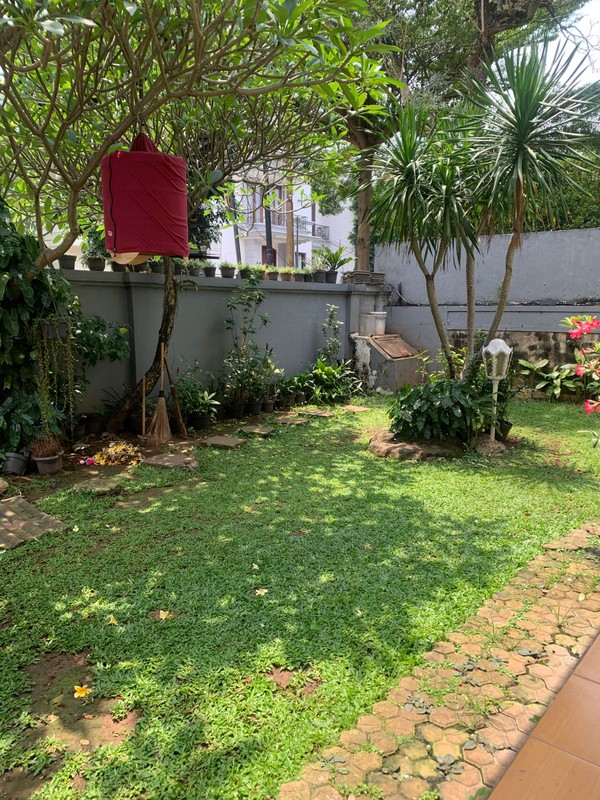 Rumah Bagus Di Jl Kencana Indah Pondok Indah Jakarta Selatan