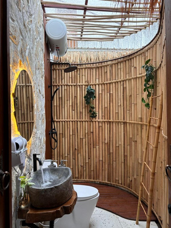 Investasi Premium Villa Furnishe 5 Kamar Tidur & Kolam Renang Di Lokasi Donotirto, Kasihan