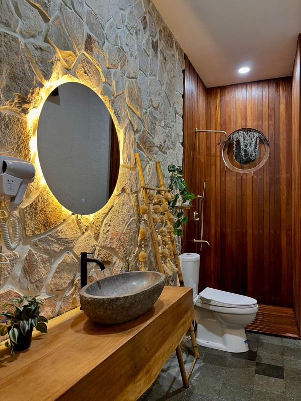 Investasi Premium Villa Furnishe 5 Kamar Tidur & Kolam Renang Di Lokasi Donotirto, Kasihan