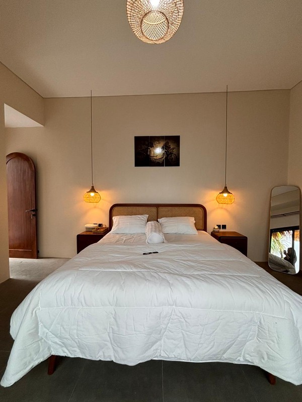 Investasi Premium Villa Furnishe 5 Kamar Tidur & Kolam Renang Di Lokasi Donotirto, Kasihan