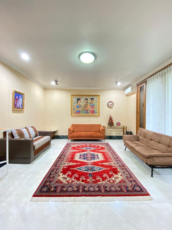 Rumah Mewah Klasik dalam Komplek Ternama Villa Cinere Mas