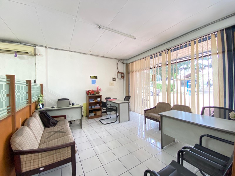 Tajur raya jalan utama bogor ruko gandeng kantor gedung 2,5 lantai