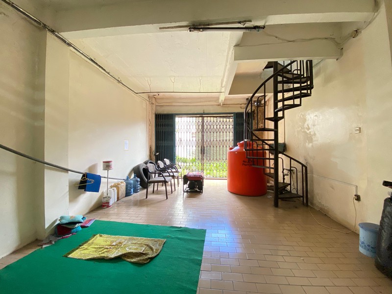 Tajur raya jalan utama bogor ruko gandeng kantor gedung 2,5 lantai