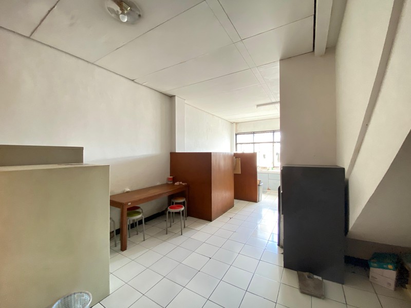 Tajur raya jalan utama bogor ruko gandeng kantor gedung 2,5 lantai