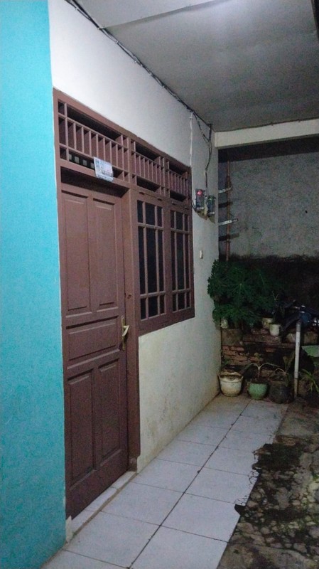Kontrakan 4 pintu di kawasan bisnis cipadu