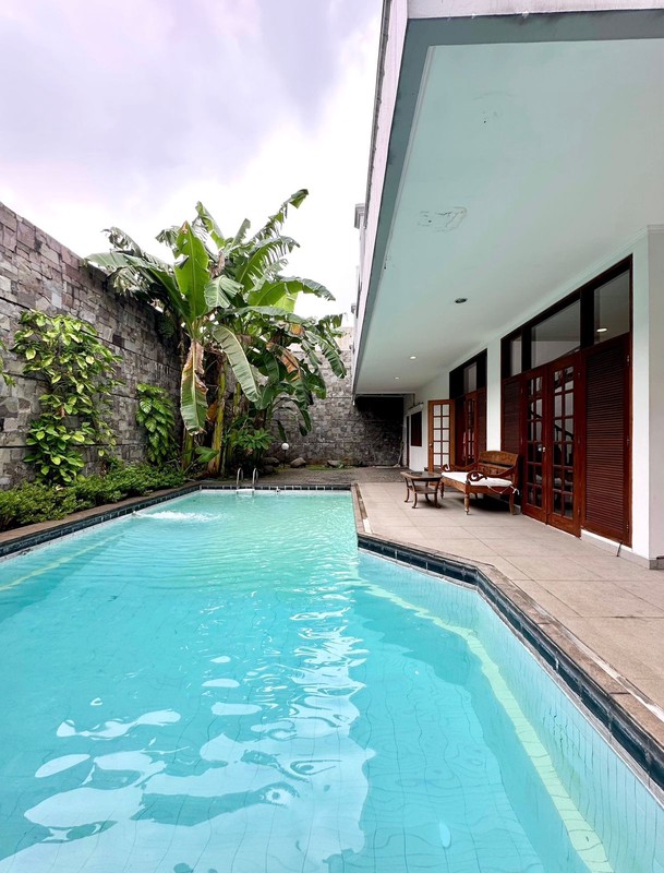 Spacious Expat Ready Residence in Prestigious Permata Hijau