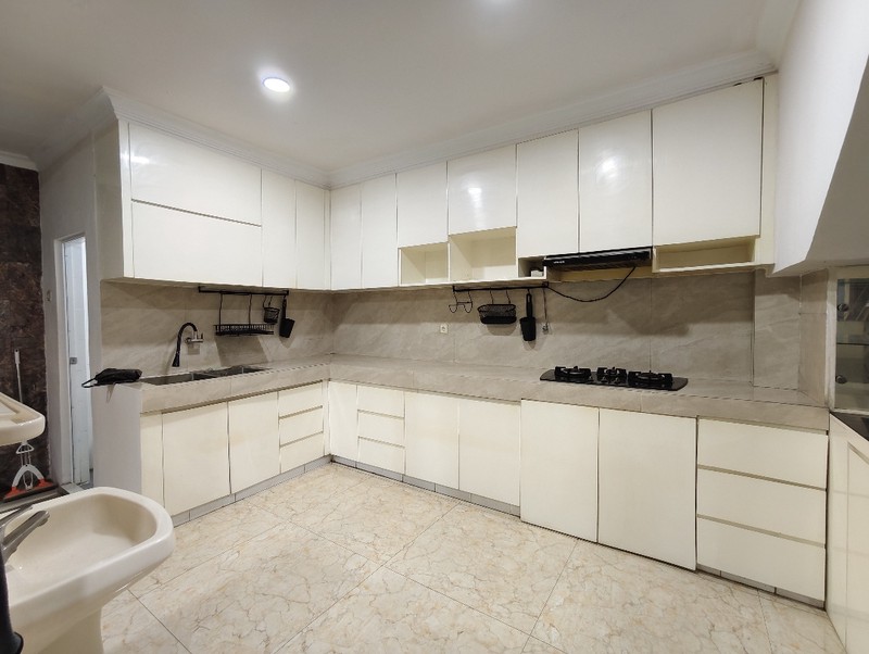 Rumah di Pasar Baru Sawah Besar Krekot Bunder Dijual Cepat