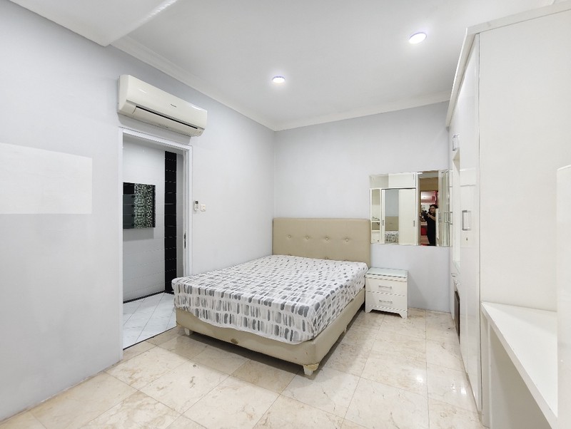 Rumah di Pasar Baru Sawah Besar Krekot Bunder Dijual Cepat