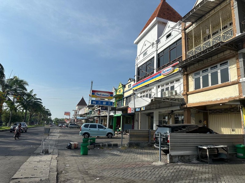 Dijual Nol Jalan Raya Ruko Nirwana Eksekutif - Raya Wonorejo Permai - Rungkut - Surabaya Timur - Hadap Nol Jalan Raya Kembar Komersial Area Samping Indomaret - Parkiran Mobil Luas - SHM
