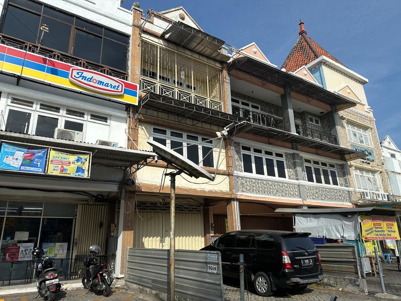 Dijual Nol Jalan Raya Ruko Nirwana Eksekutif - Raya Wonorejo Permai - Rungkut - Surabaya Timur - Hadap Nol Jalan Raya Kembar Komersial Area Samping Indomaret - Parkiran Mobil Luas - SHM