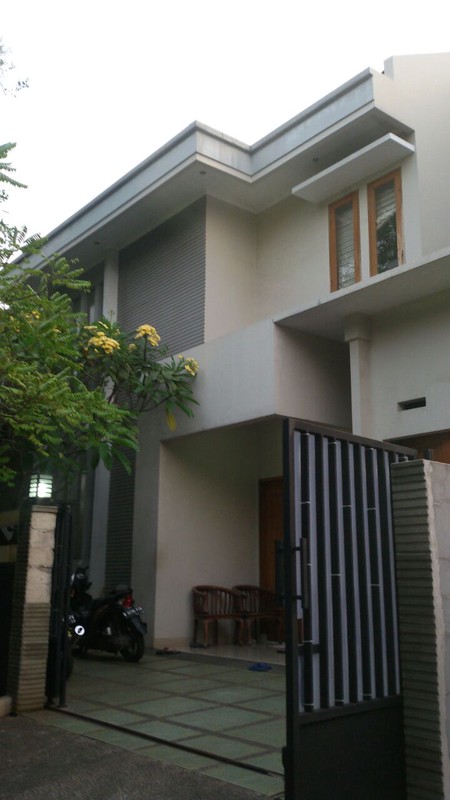 DIJUAL Rumah Strategis lokasi nyaman di area Jl.Percetakan Negara