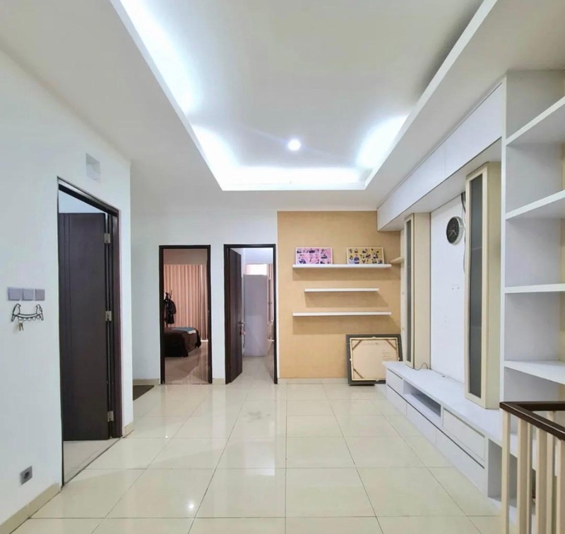 Rumah Mewah 2 Lantai Siap Huni Nyaman dengan Hunian Asri @Bintaro Sektor 7.