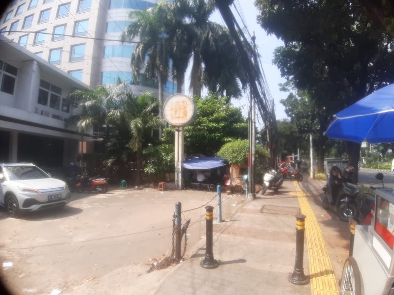 Dijual  Rumah  Tua di Jl. Abdul  Muis  gambir jakarta pusat, bisa untuk  komersial