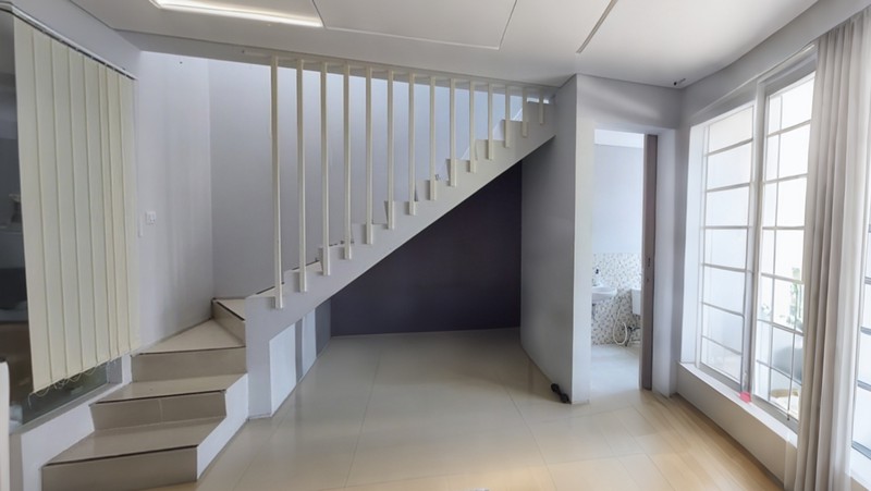 Rumah 2 Lantai Surabaya Barat Grand Pakuwon Cluster Queensland