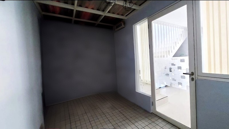 Rumah 2 Lantai Surabaya Barat Grand Pakuwon Cluster Queensland