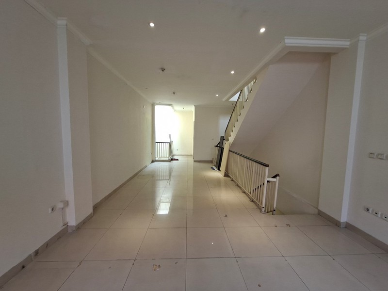 Ruko Grand Galaxy City, Pekayon