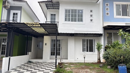 Rumah Cantik 2 Lantai di Kota Wisata Cibubur 