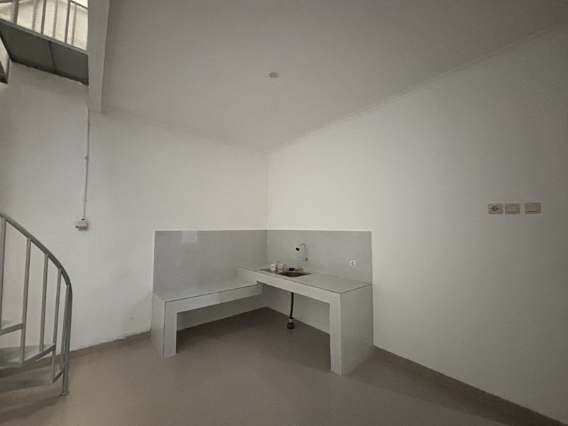 Rumah Cantik 2 Lantai di Kota Wisata Cibubur 