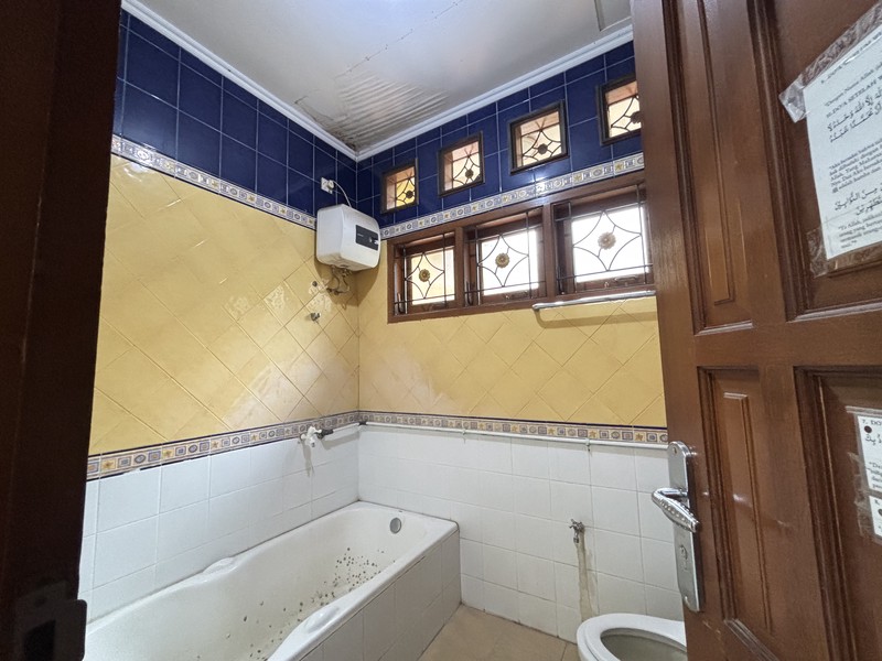 Rumah Luas 2.5  Lantai Semi Furnished di Permata Puri II Cimanggis Depok 